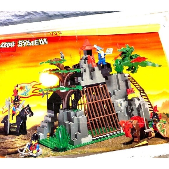 Vintage LEGO 6076 Dark Dragons Den Instruction Manual Only 1993 - Picture 3 of 10
